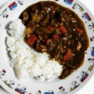 鶏ミンチでカレーライス